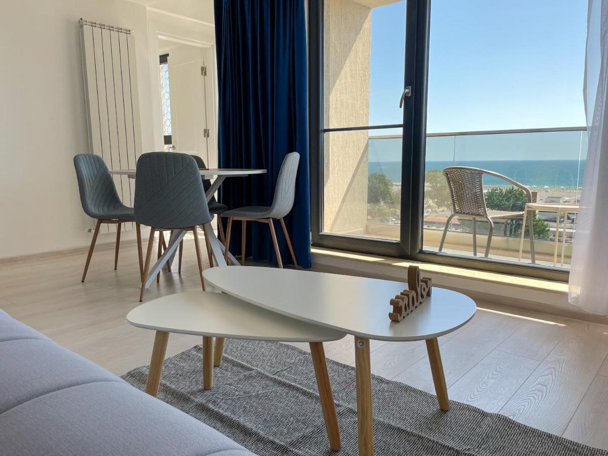 Azure Sea Apartments - Bychoice 马马亚 外观 照片