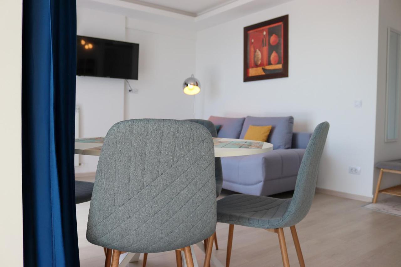 Azure Sea Apartments - Bychoice 马马亚 外观 照片