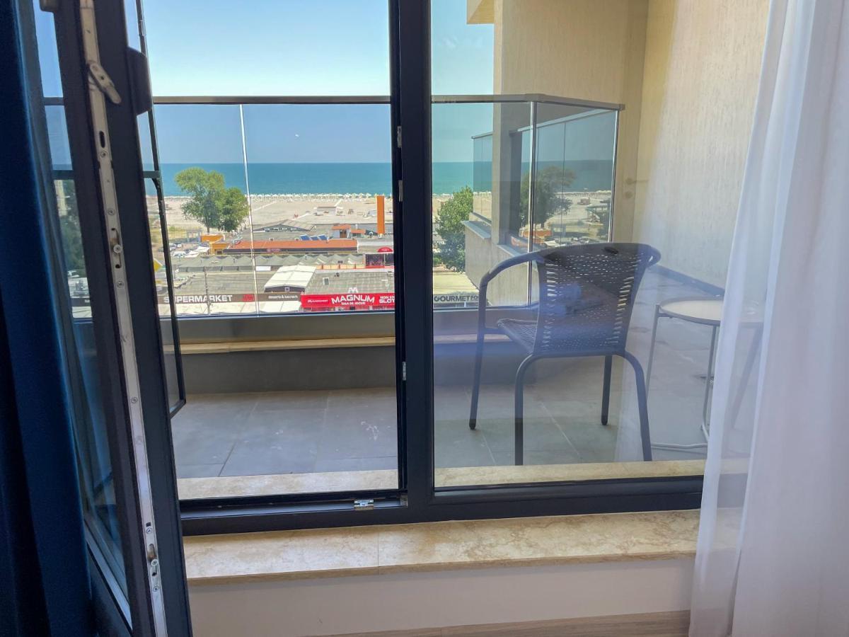Azure Sea Apartments - Bychoice 马马亚 外观 照片