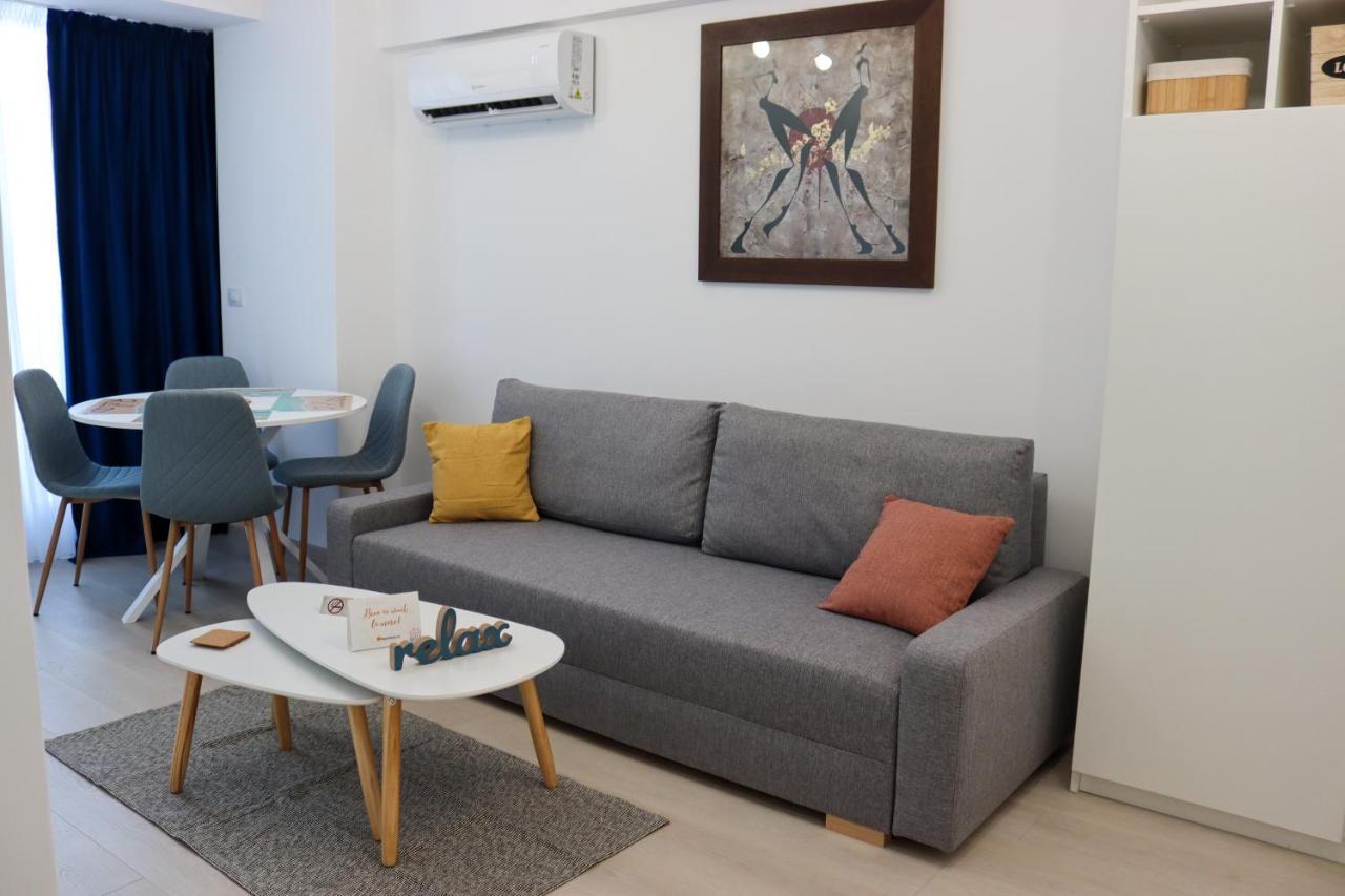 Azure Sea Apartments - Bychoice 马马亚 外观 照片