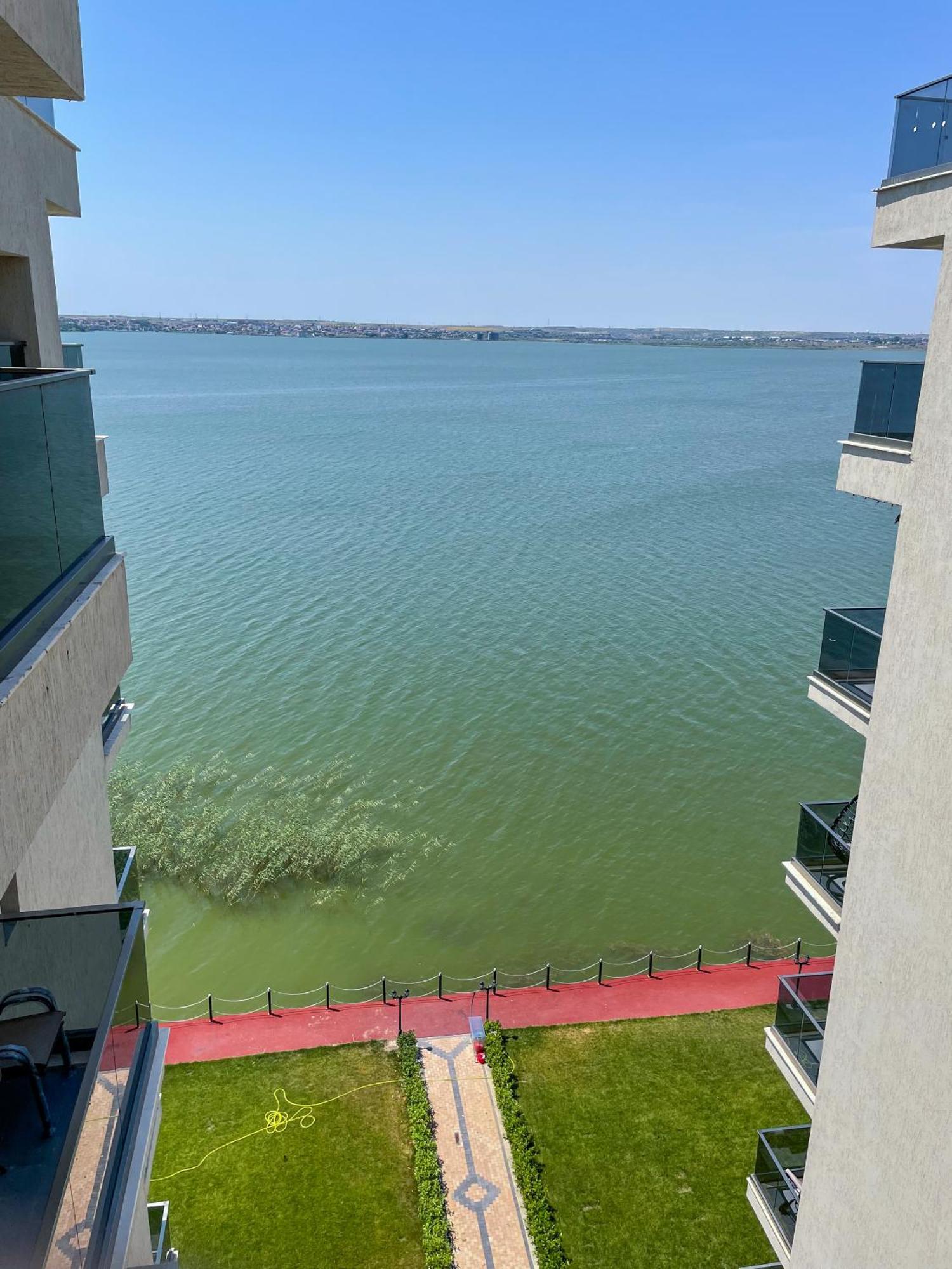 Azure Sea Apartments - Bychoice 马马亚 客房 照片